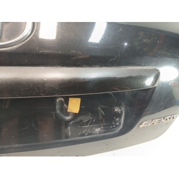 Recambio de porton trasero para toyota avensis (_t25_) 2.0 d-4d (cdt250_) referencia OEM IAM 6440105050  