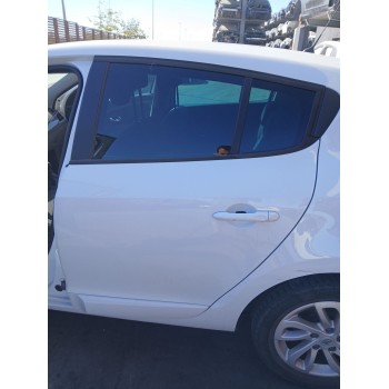 PUERTA TRASERA IZQUIERDA 