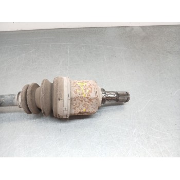 Recambio de transmision delantera izquierda para nissan almera tino (v10) 1.8 referencia OEM IAM 39101BU100  