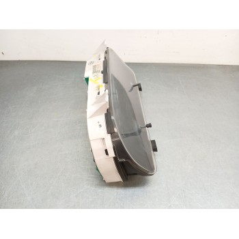 Recambio de cuadro instrumentos para ssangyong korando 2.9 diesel referencia OEM IAM 8020006100  