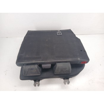 Recambio de asientos traseros para suzuki swift iii (mz, ez) 1.3 ddis (rs 413d) referencia OEM IAM   