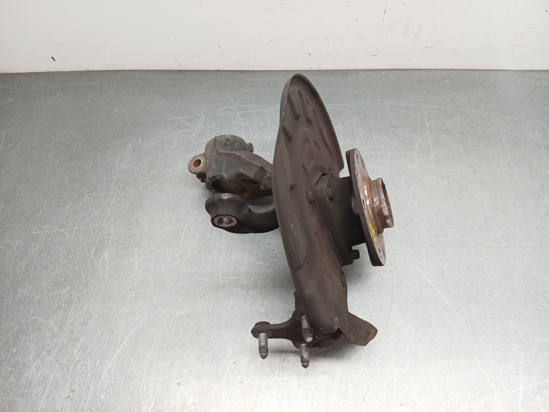 Recambio de mangueta delantera derecha para seat leon st (5f8) 1.6 tdi referencia OEM IAM 5Q0407256Q  