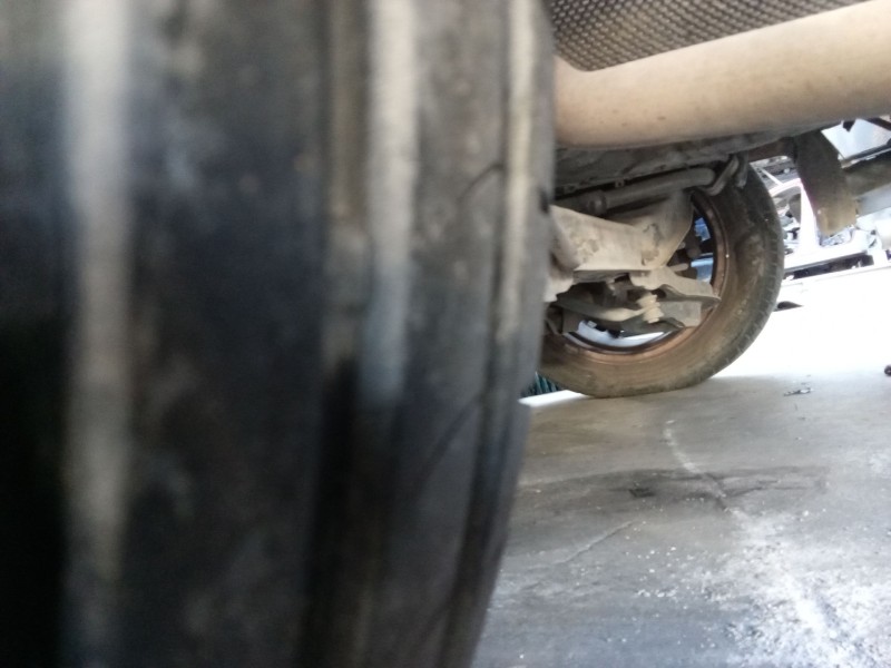 Recambio de puente trasero para ford focus iii 1.0 ecoboost referencia OEM IAM 2320059  