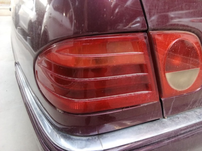 Recambio de piloto trasero izquierdo para mercedes-benz clase e (w210) e 320 (210.065) referencia OEM IAM 2108204364  