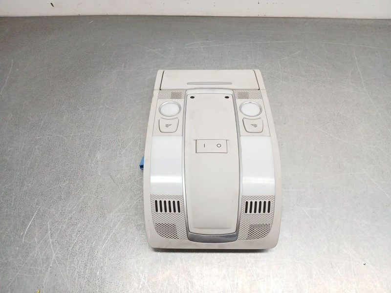 Recambio de luz interior para audi a6 avant (4f2) 2.8 fsi referencia OEM IAM 4f0947135bp  