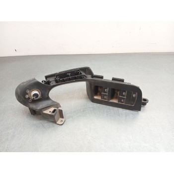 MANDO ELEVALUNAS DELANTERO IZQUIERDO 4f1867105a 4f0961765 