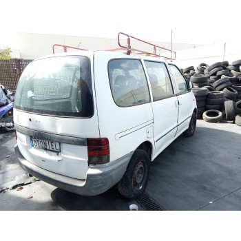 nissan serena (c23) del año 2002