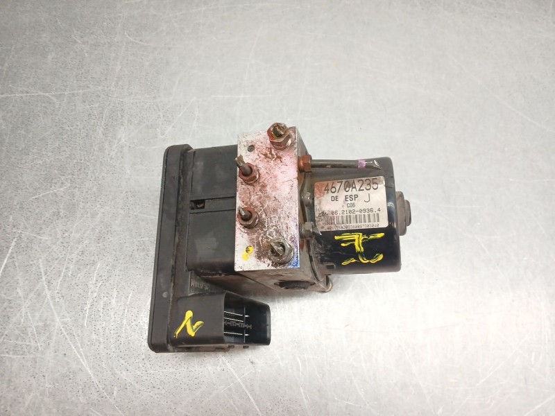 Recambio de abs para citroën c-crosser 2.2 hdi fap cat referencia OEM IAM 4670A235 06210209364 