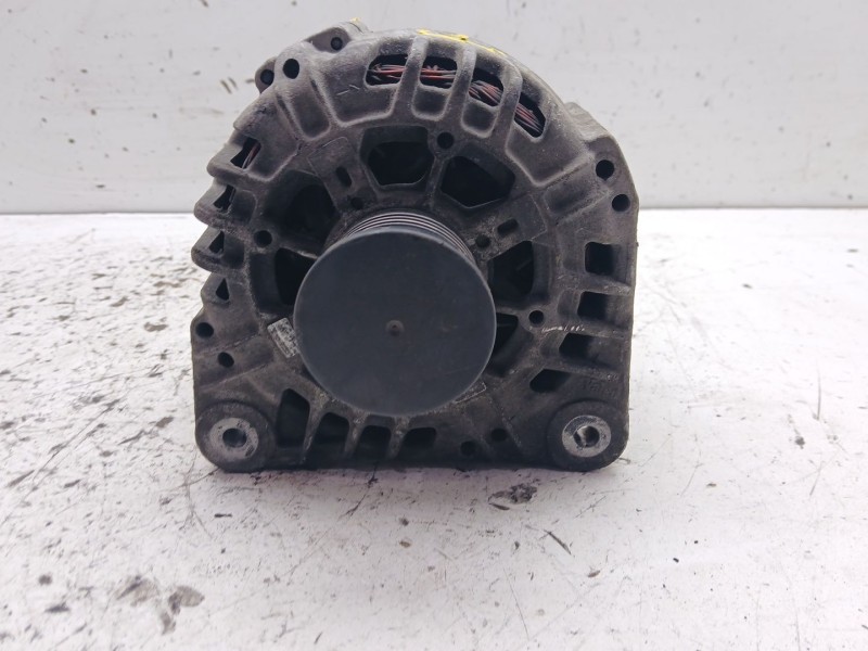 Recambio de alternador para mitsubishi space star monospace (dg_a) 1.9 di-d (dg4a) referencia OEM IAM 8200162474  
