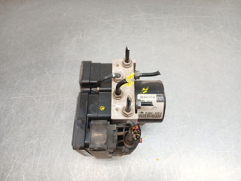 Recambio de abs para volkswagen caddy iii monospace (2kb, 2kj, 2cb, 2cj) 2.0 sdi referencia OEM IAM 1k0614117ac  