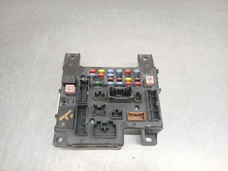 Recambio de centralita bsi para citroën c-crosser 2.2 hdi fap cat referencia OEM IAM 8637a318  