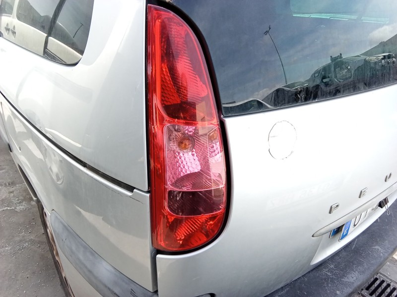 Recambio de piloto trasero izquierdo para peugeot 807 (eb_) 2.0 hdi referencia OEM IAM 6350Y4  