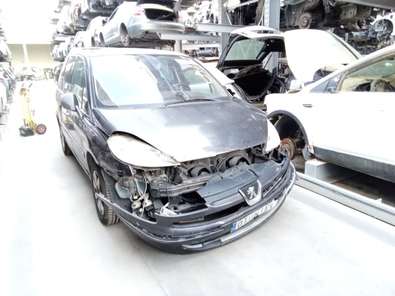 PEUGEOT 807 (EB_)
