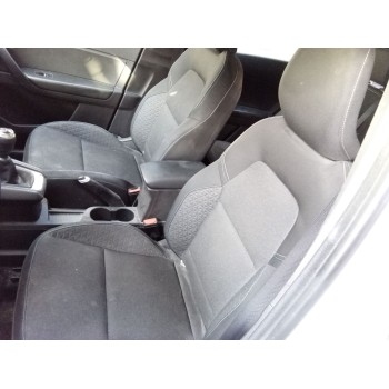 ASIENTO DELANTERO IZQUIERDO 