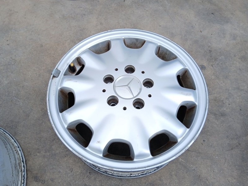 Recambio de llanta para mercedes-benz clase c (w202) c 180 (202.018) referencia OEM IAM 2104010502 X1 15 PULGADAS