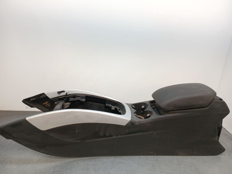 Recambio de apoyabrazos central para audi q5 (8r) 2.0 tdi (125kw) referencia OEM IAM   