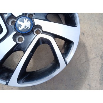 Recambio de llanta para peugeot 108 1.0 vti 72 referencia OEM IAM B000908277 X1 15 PULGADAS