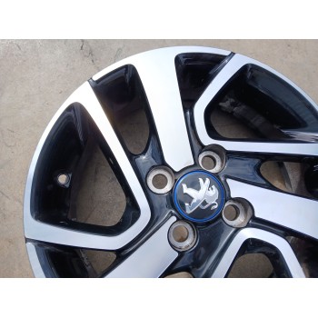 Recambio de llanta para peugeot 108 1.0 vti 72 referencia OEM IAM B000908277 X1 15 PULGADAS