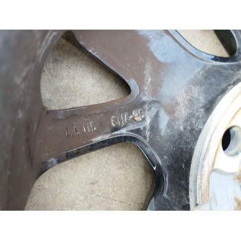 Recambio de llanta para peugeot 108 1.0 vti 72 referencia OEM IAM B000908277 X1 15 PULGADAS