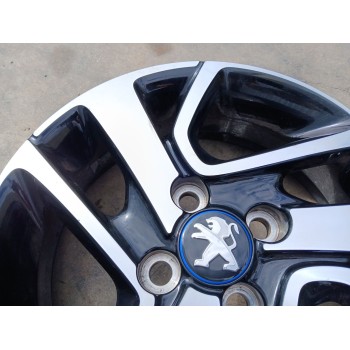 Recambio de llanta para peugeot 108 1.0 vti 72 referencia OEM IAM B000908277 X1 15 PULGADAS