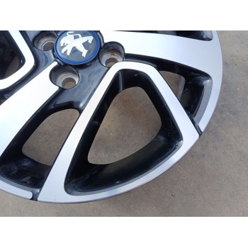 Recambio de llanta para peugeot 108 1.0 vti 72 referencia OEM IAM B000908277 X1 15 PULGADAS