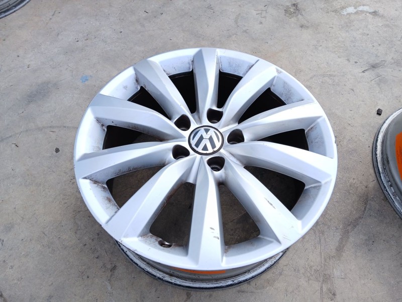 Recambio de llanta para volkswagen tiguan (5n_) 2.0 tdi referencia OEM IAM 5N0601025AR X1 17 pulgadas