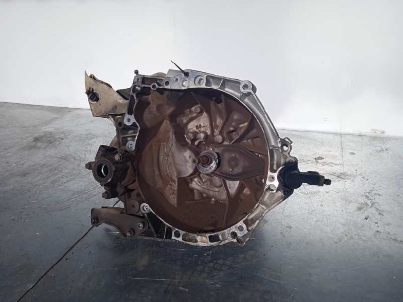 Recambio de caja cambios para peugeot 207 x-line referencia OEM IAM 20DP27 194.000KM 5V