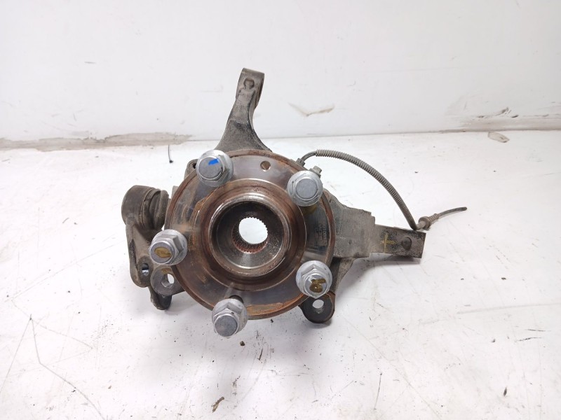 Recambio de mangueta delantera derecha para maxus edeliver 3 furgoneta electric referencia OEM IAM c00105133  