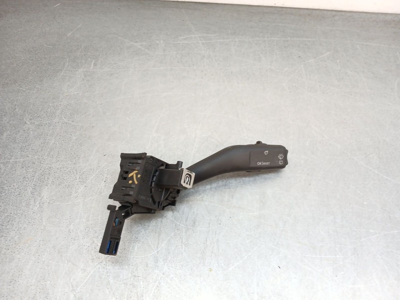 Recambio de mando limpia para volkswagen caddy iii monospace (2kb, 2kj, 2cb, 2cj) 2.0 sdi referencia OEM IAM 1k0953519a  