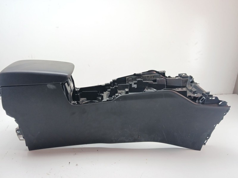 Recambio de apoyabrazos central para mazda cx-5 (kf) 2.2 d referencia OEM IAM WK290202 G02K128 