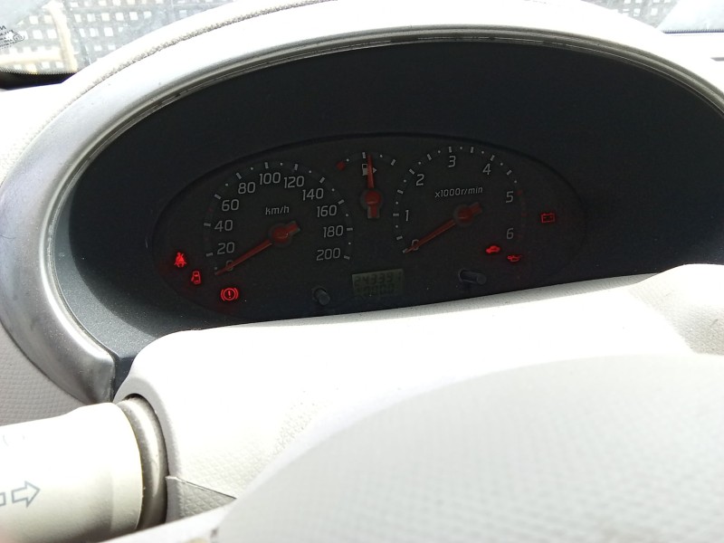 Recambio de cuadro instrumentos para nissan micra iii (k12) 1.5 dci referencia OEM IAM 68104AX711  