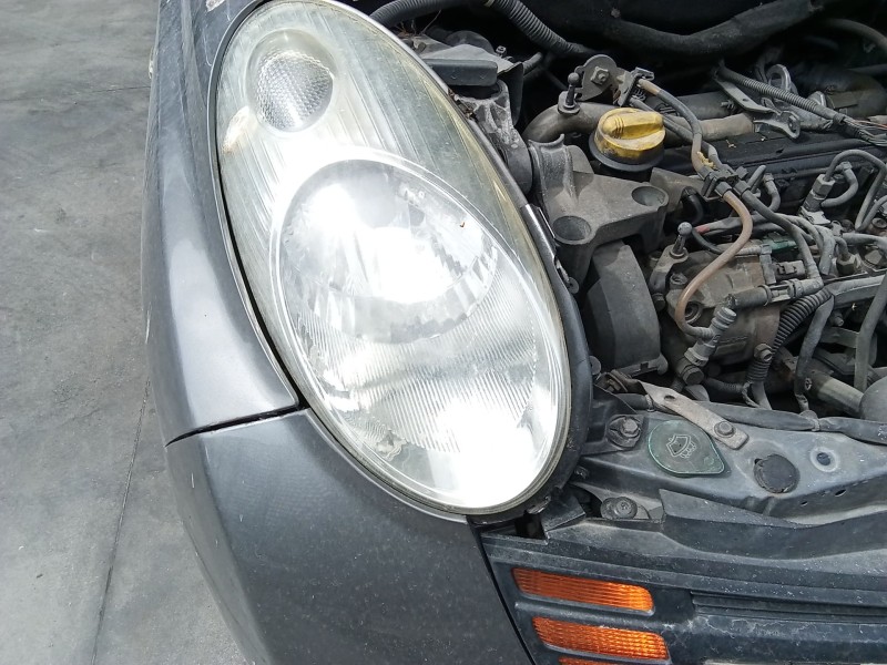 Recambio de faro derecho para nissan micra iii (k12) 1.5 dci referencia OEM IAM 26010AX700  