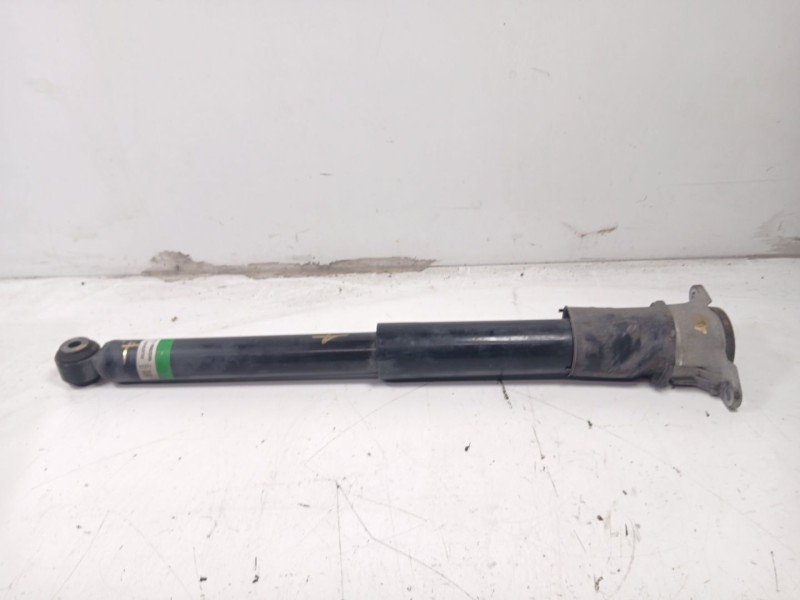 Recambio de amortiguador trasero derecho para mazda cx-5 (kf) 2.2 d referencia OEM IAM KSH628700  