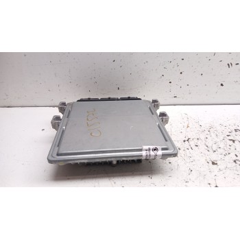 Recambio de centralita motor uce para land rover discovery 2.7 td v6 cat referencia OEM IAM nnn500560 5ws40061f 