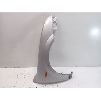 Recambio de aleta delantera derecha para ford mondeo iii sedán (b4y) 2.0 16v referencia OEM IAM 1204738  