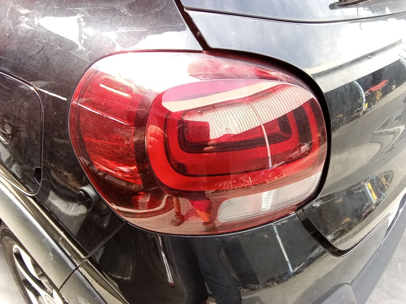 Recambio de piloto trasero izquierdo para citroën c3 iii (sx) 1.2 thp 110 referencia OEM IAM 9812257580  