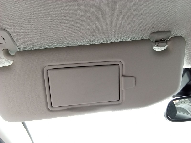Recambio de parasol izquierdo para citroën c3 iii (sx) 1.2 thp 110 referencia OEM IAM 96738898BJ  