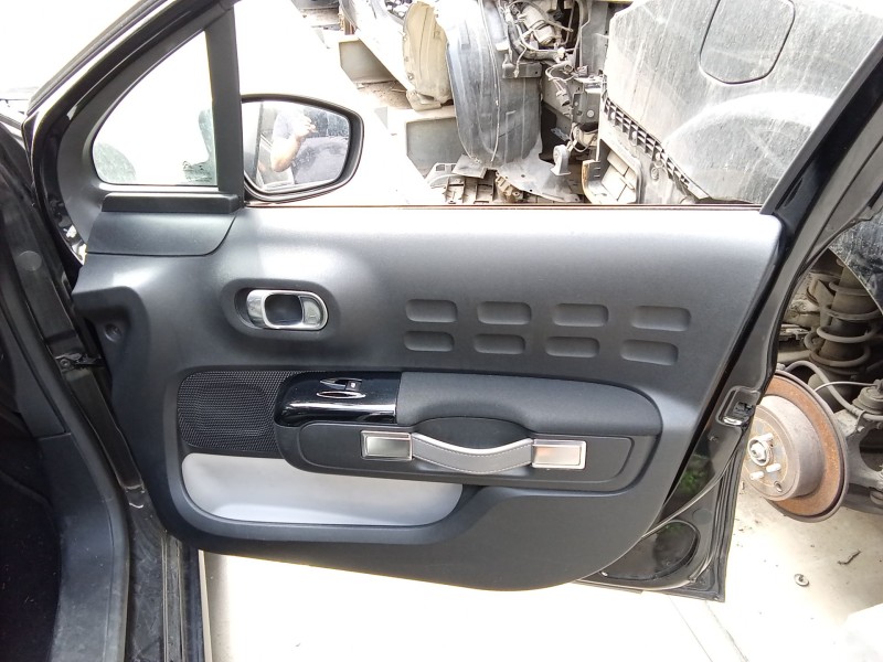 Recambio de guarnecido puerta delantera derecha para citroën c3 iii (sx) 1.2 thp 110 referencia OEM IAM 9812904277  