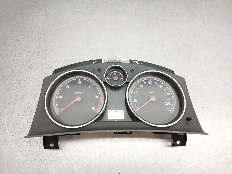 Recambio de cuadro instrumentos para opel zafira / zafira family b (a05) 1.7 cdti (m75) referencia OEM IAM 13309003  