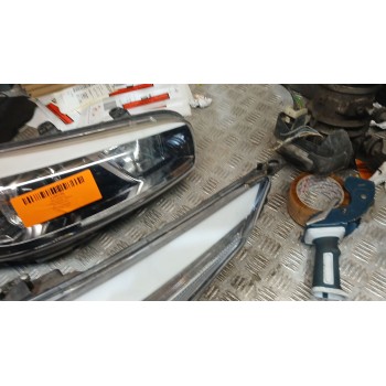 Recambio de faro izquierdo para kia cee´d (jd) 1.4 crdi 90 referencia OEM IAM 92101A2010  