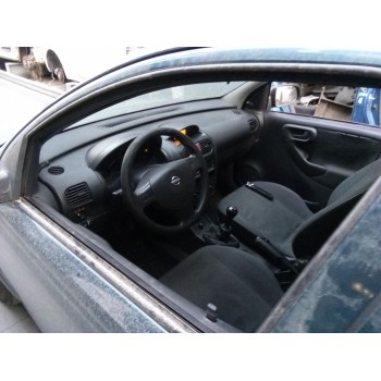 opel corsa c (x01) del año 2002
