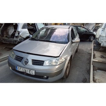 renault megane ii sedán (lm0/1_) del año 2004