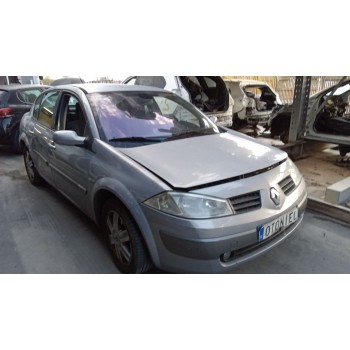 renault megane ii sedán (lm0/1_) del año 2004
