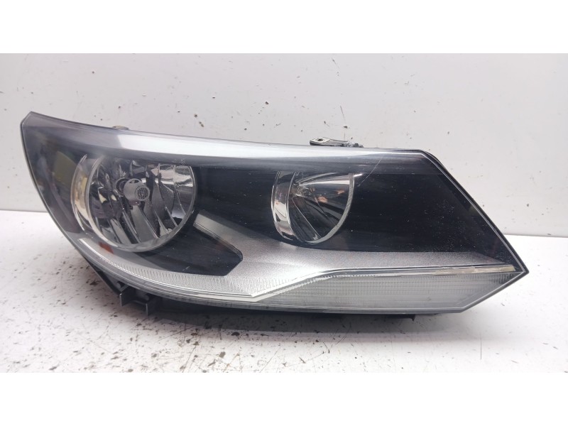 Recambio de faro derecho para volkswagen tiguan (5n_) 2.0 tdi referencia OEM IAM 5N1941006C 1el01074902 