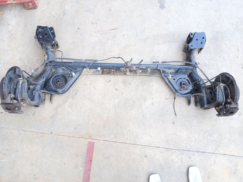 Recambio de puente trasero para nissan juke (f15) 1.6 referencia OEM IAM E5501BX6EA  