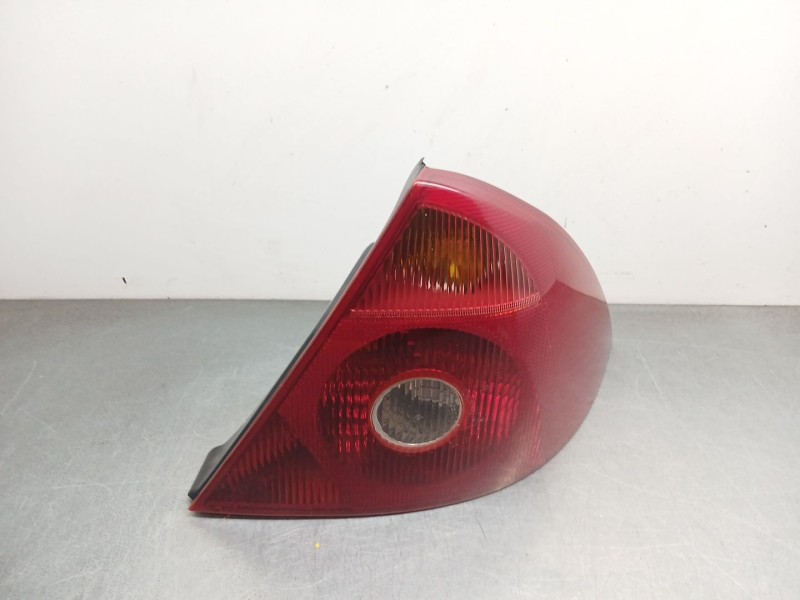 Recambio de piloto trasero derecho para ford mondeo iii sedán (b4y) 2.0 16v referencia OEM IAM 1s7113404a  