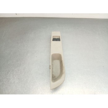 Recambio de mando elevalunas delantero izquierdo para nissan micra iii (k12) 1.5 dci referencia OEM IAM 25401AX600  