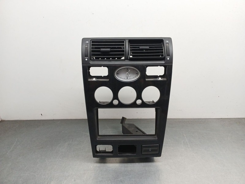 Recambio de consola central para ford mondeo iii sedán (b4y) 2.0 16v referencia OEM IAM 1s7118522  