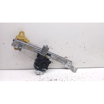 ELEVALUNAS TRASERO DERECHO 827009380R 9030352b 