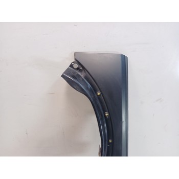 Recambio de aleta delantera izquierda para land rover discovery 2.7 td v6 cat referencia OEM IAM ASB780030  